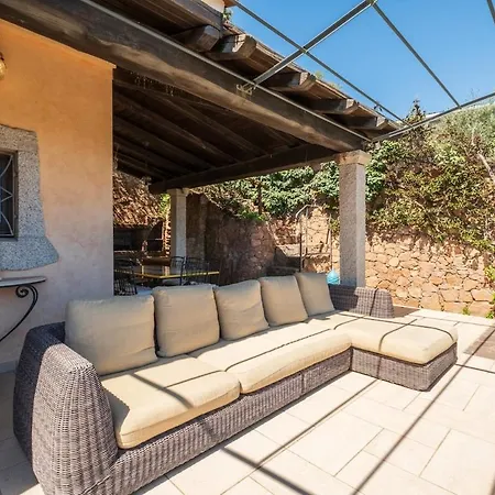 Buena Vista - Breathtaking Sea And Tavolara View Ferienhaus *
