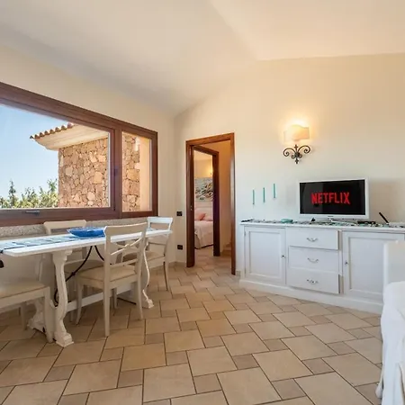 Buena Vista - Breathtaking Sea And Tavolara View Ferienhaus Loiri Porto San Paolo