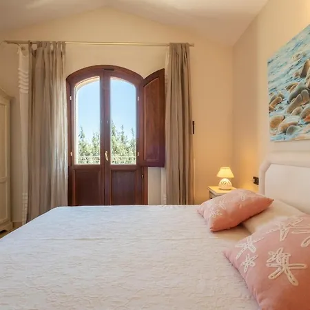 Buena Vista - Breathtaking Sea And Tavolara View Ferienhaus